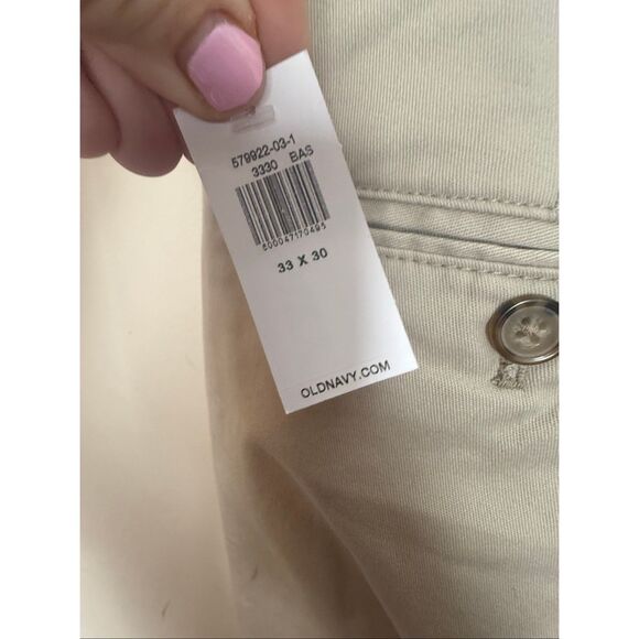 Old Navy Ultimate Straight Built-In Flex Khaki Pants A Stones Throw 33x30 NWT - Picture 2 of 5